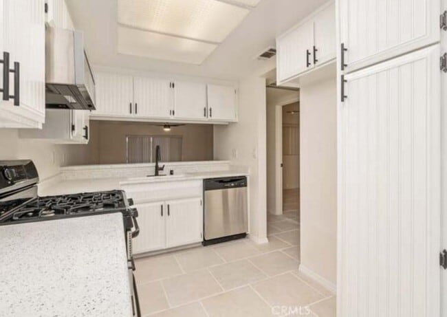 Photo - 616 S Santa Fe St Unit 7