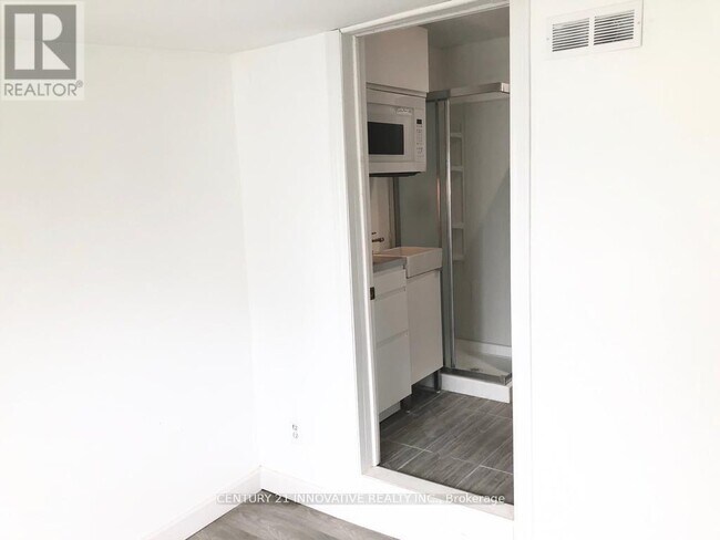 Photo - 42 St Dunstan Dr