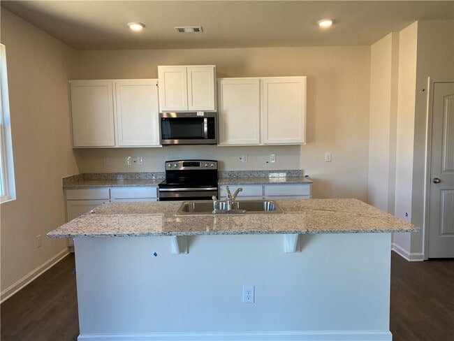 38 Walnut Grv Wy
