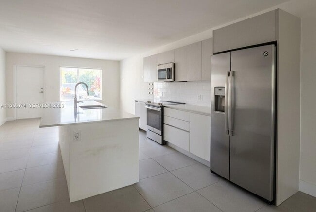 Photo - 2535 NE 193rd St Unit 3104