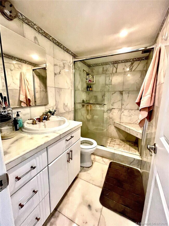 Photo - 5555 Collins Ave Unit 12Y