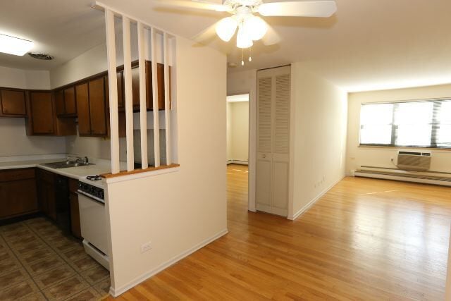 Photo - 618 W Wrightwood Ave Unit J05P