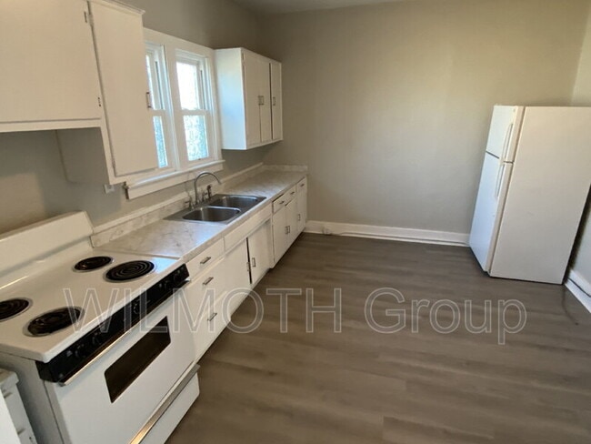 Photo - 510 W 5th St