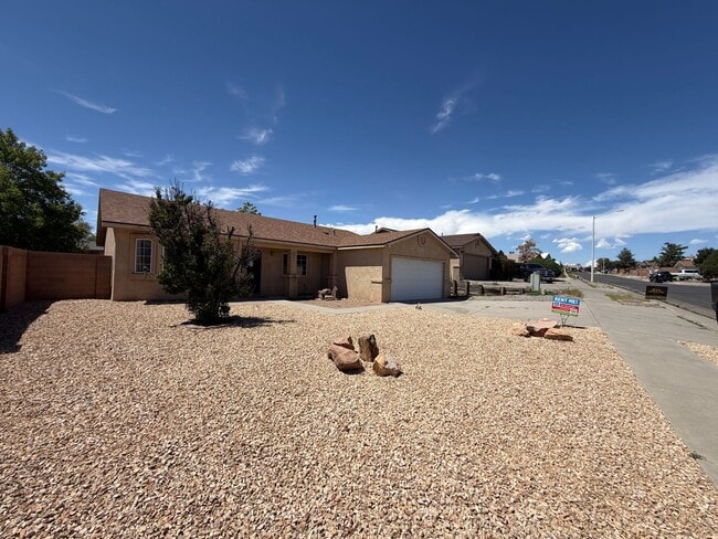 1405 Secret Valley Dr SW