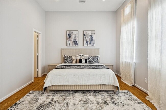 Photo - 2404 Fairview St Unidad C