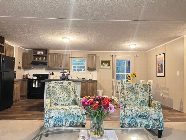 Building Photo - 2634 Cedar Creek Rd