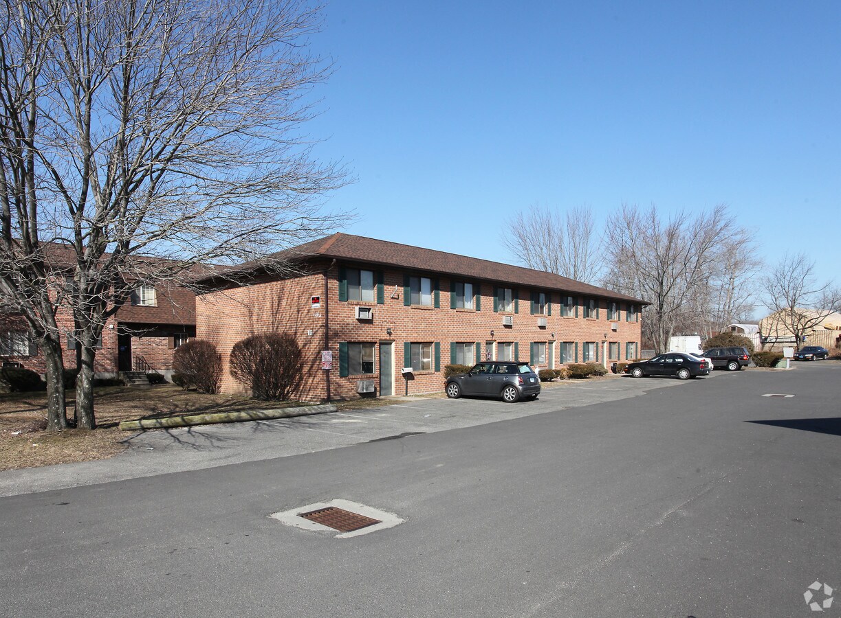 Woodtick Mews - Woodtick Mews Apartments