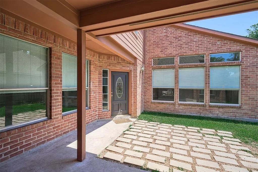 Photo - 13714 Hillingdale Ln