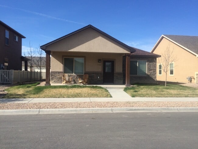 Photo - 1143 Legacy Way