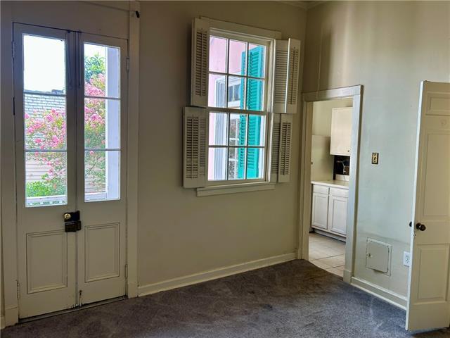 1112 Dauphine St