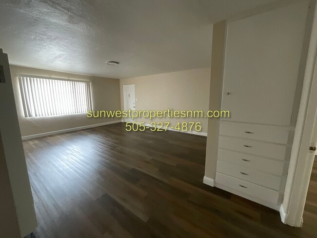 Photo - 2 Bed 1 Bath, Recently Updated