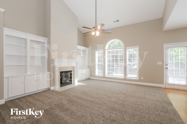 Photo - 495 Roland Manor Dr