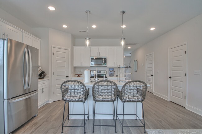 Photo - Lakeside Residences