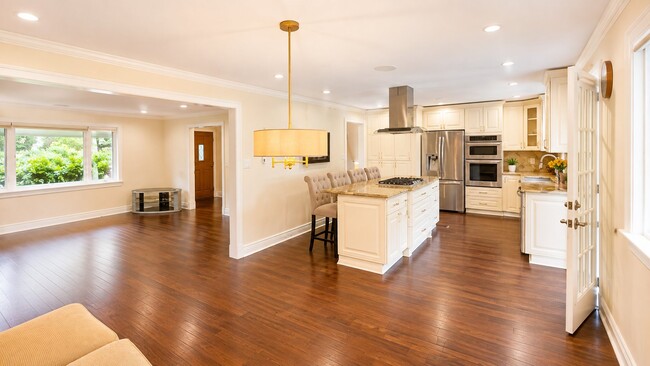 Photo - 354 Andrew Rd