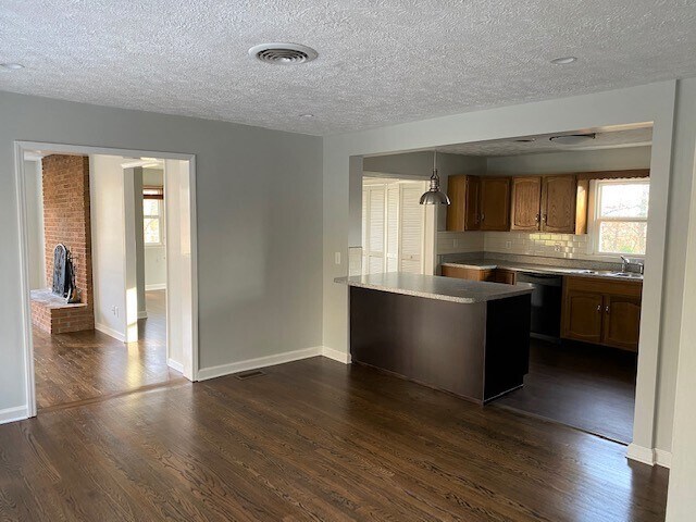 Photo - 3925 Saylor Ct