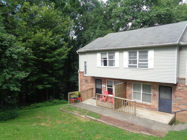 Photo - 704-A Margo Road