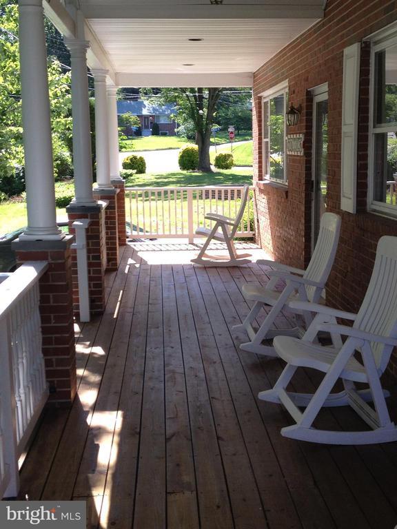 Photo - 7017 Murray Ln