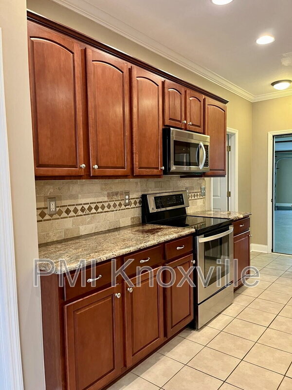 Photo - 4601 Ivy Rose Dr