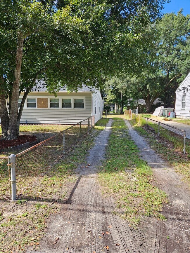 Photo - Fully Renovated Hanahan Home!
