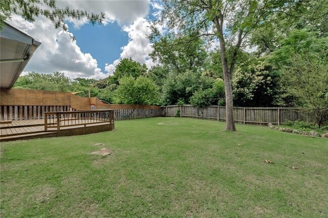 Photo - 5616 Oak Blvd