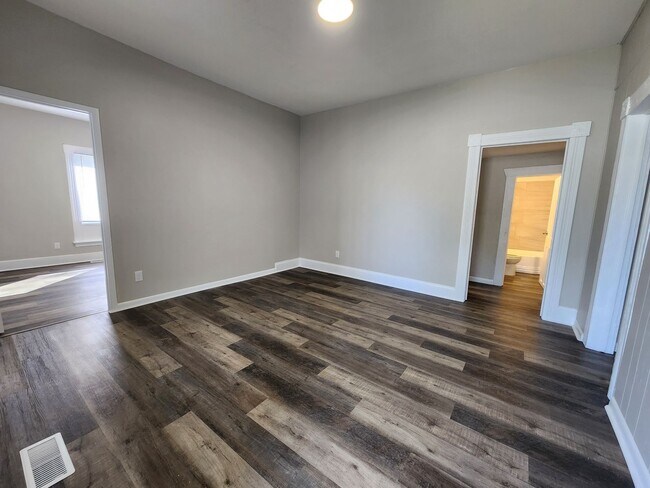 Photo - Spacious 3-Bedroom, 1-Bathroom Home AVAILABLE NOW!!