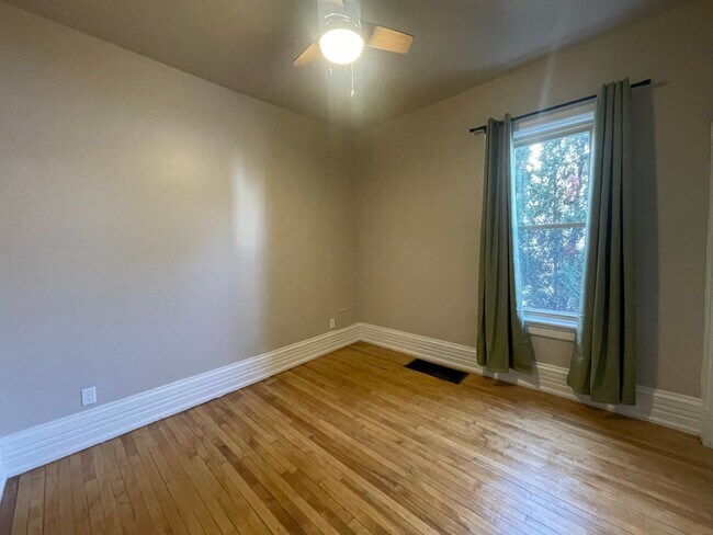 Photo - 2035-2037 N Buffum St Unit 2035 N Buffum St