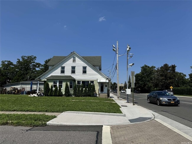 11 Post Ave Unit 2  