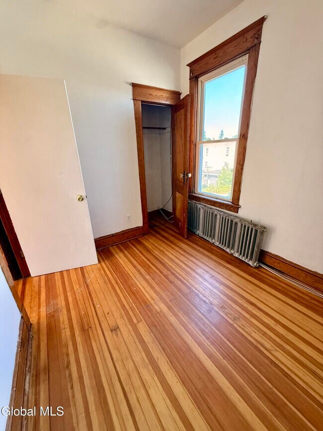 Photo - 154 Spring St Unit 2