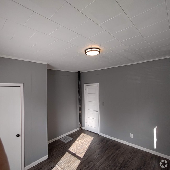 Building Photo - 39 Wendell Pl Rental