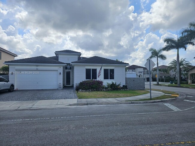 Photo - 701 NW 127th Pl House