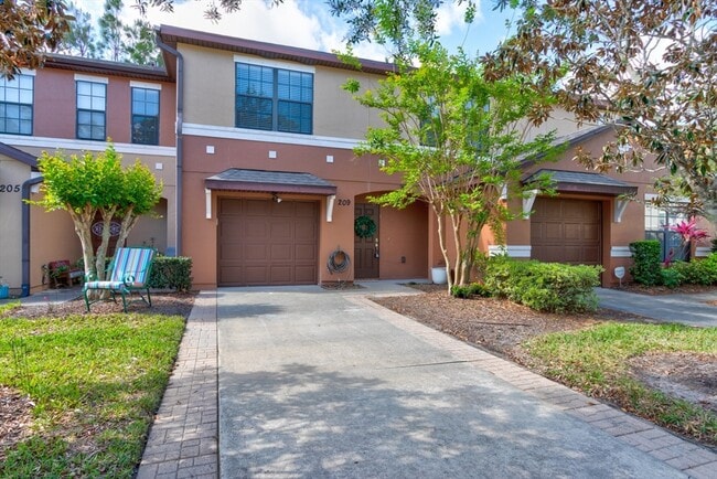 Building Photo - 209 Tarracina Way