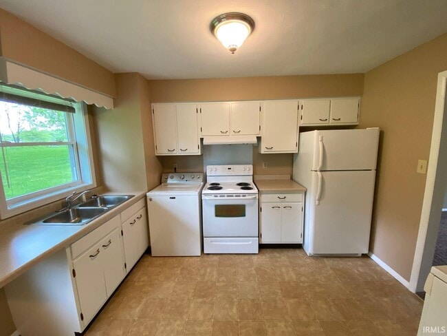 Photo - 3900 S Rendy Ln