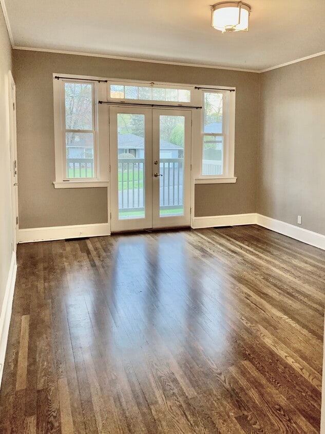 Photo - 111 Brookford Rd (Syracuse, NY)
