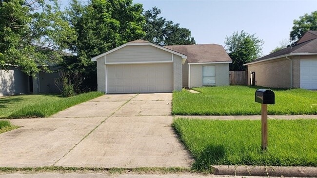 Photo - 19246 Cypress River Dr
