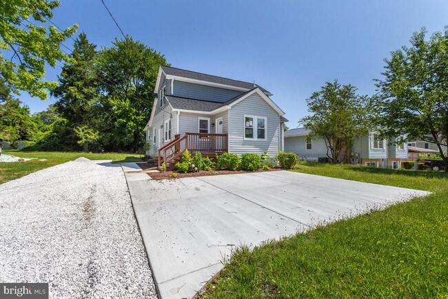 Photo - 1227 Tyler Ave