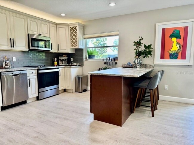 Photo - 1815 Barker Dr