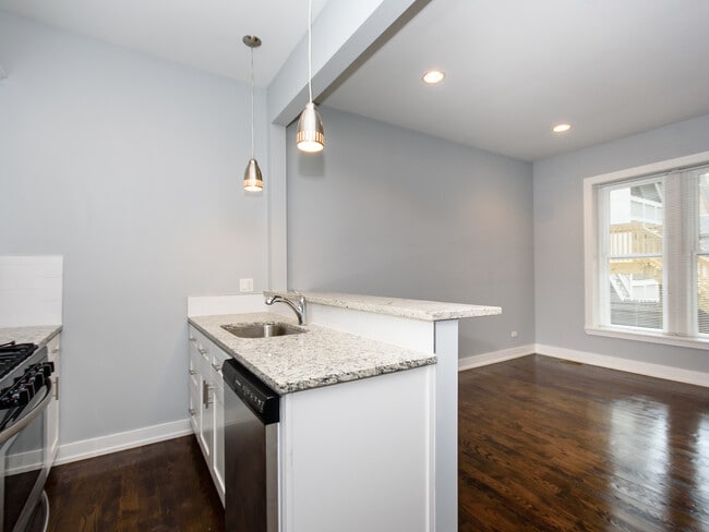 Photo - 2163 N Bell Ave