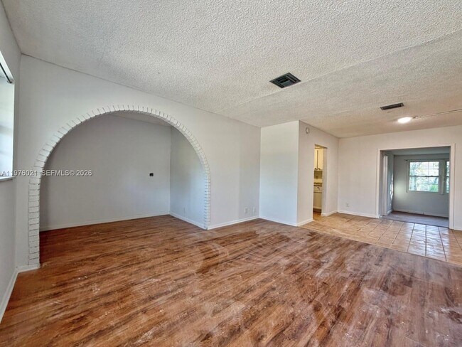 Photo - 7212 SW 3rd Ct