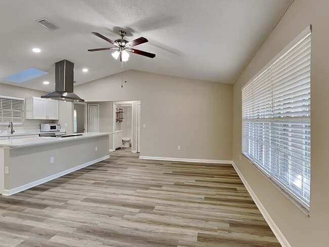 Photo - 150 Eldorado Dr