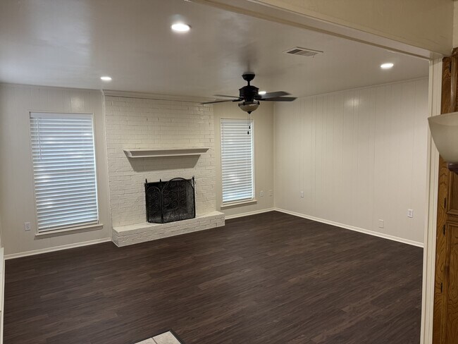 Photo - 905 Bluebird Dr Unit 905