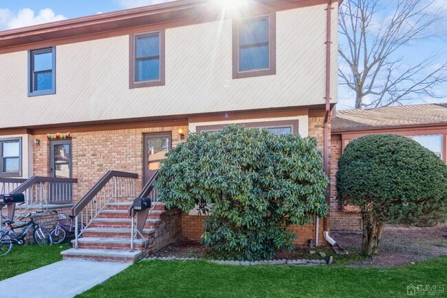 Photo - 1402 Merrywood Dr