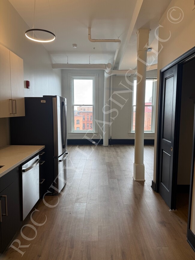 Photo - 151 St Paul St Unit 05 Series