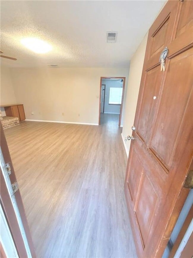 Photo - 19219 Hogeye Rd Unit A & B