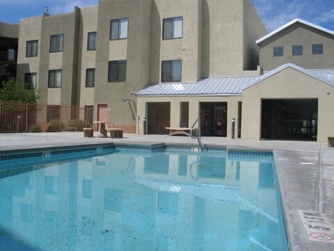 Casa de Sierra Senior Apartments