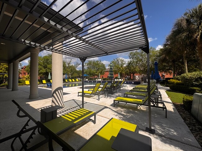 Turnberry Place Apartments