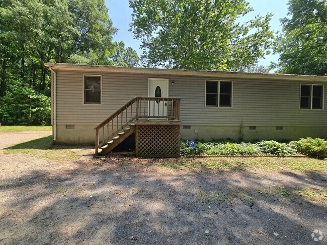 Building Photo - 3 bedroom duplex in Prince George County -... Rental