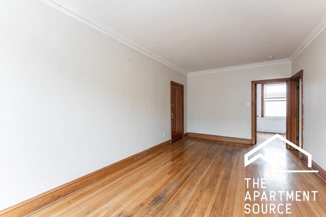 4826 W Addison St Unit 2S