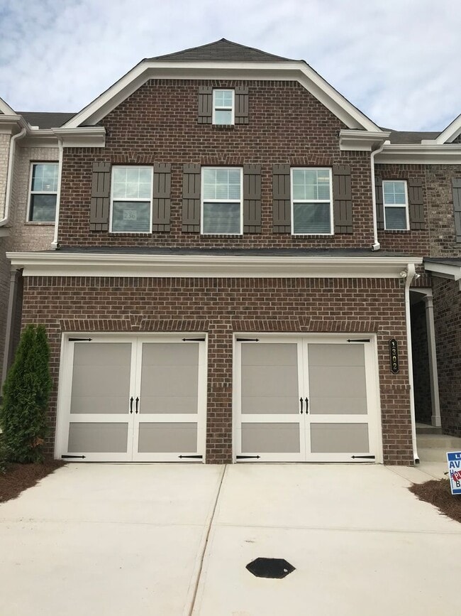 Building Photo - Spacious 3BR Townhome in Cumming | 2,178 Sq Ft | Available September 1