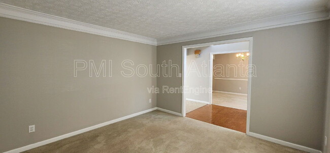 Photo - 2330 Burdett Ridge Dr