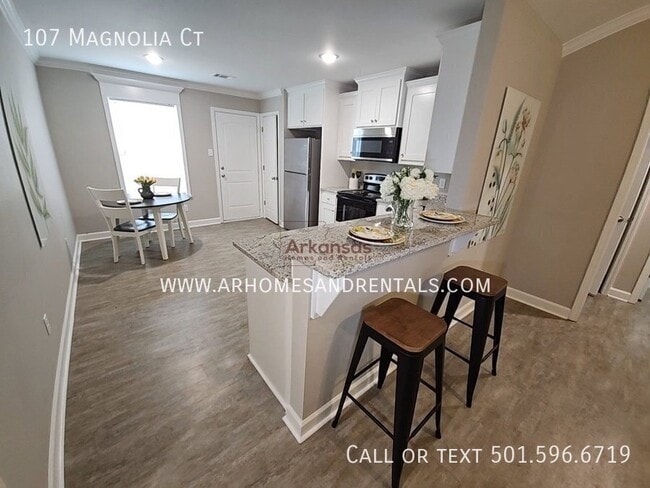 Photo - 107 Magnolia Ct